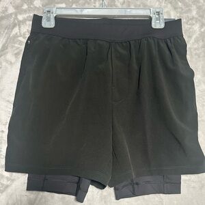 NWT VRST Elevate 2 in 1 Shorts Men’s Small 5” Inch Black Stretch